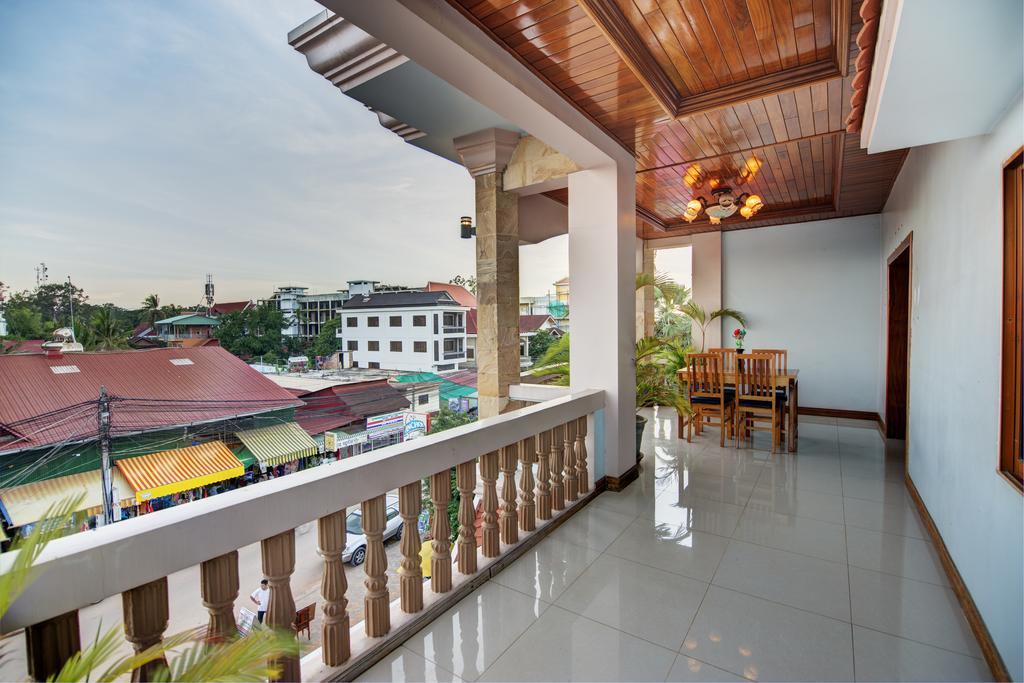 Dv Angkor Villa Siem Reap Exterior photo