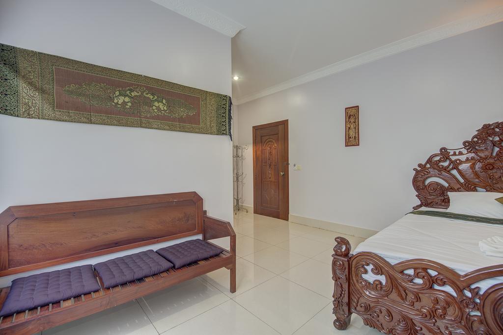 Dv Angkor Villa Siem Reap Exterior photo