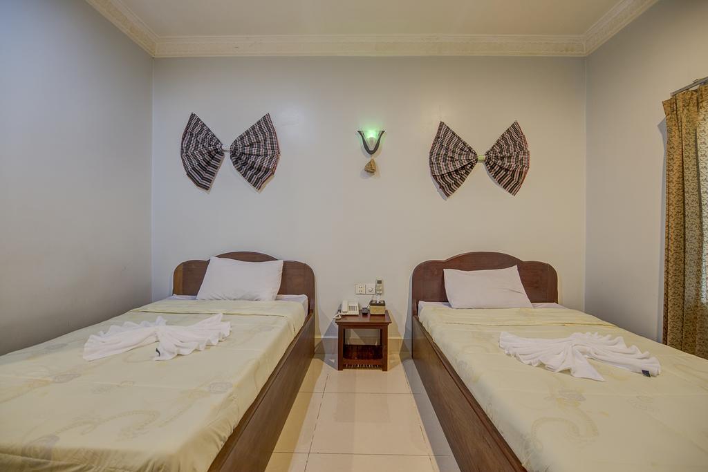 Dv Angkor Villa Siem Reap Exterior photo