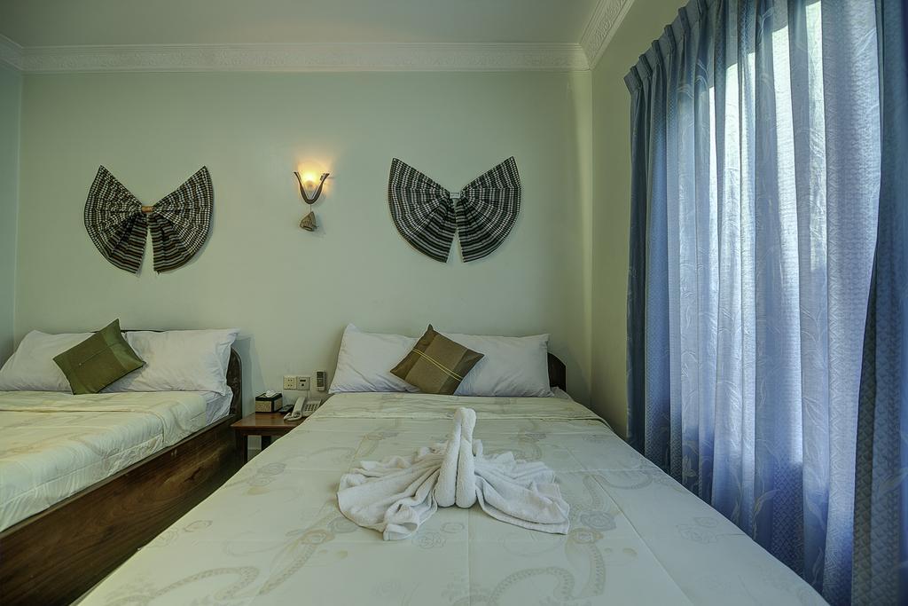 Dv Angkor Villa Siem Reap Exterior photo