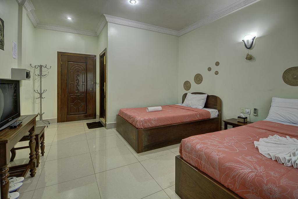 Dv Angkor Villa Siem Reap Exterior photo