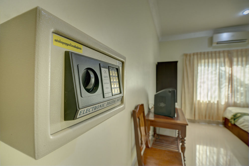 Dv Angkor Villa Siem Reap Exterior photo